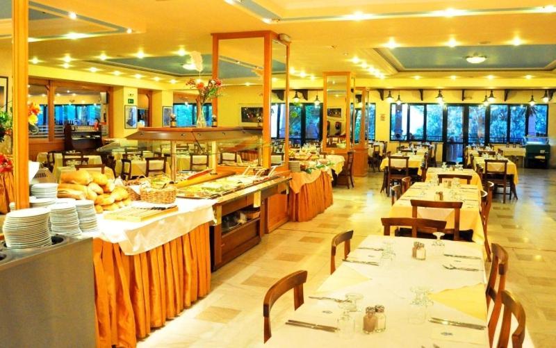 Mare Monte Beach Hotel Georgioupoli Buitenkant foto